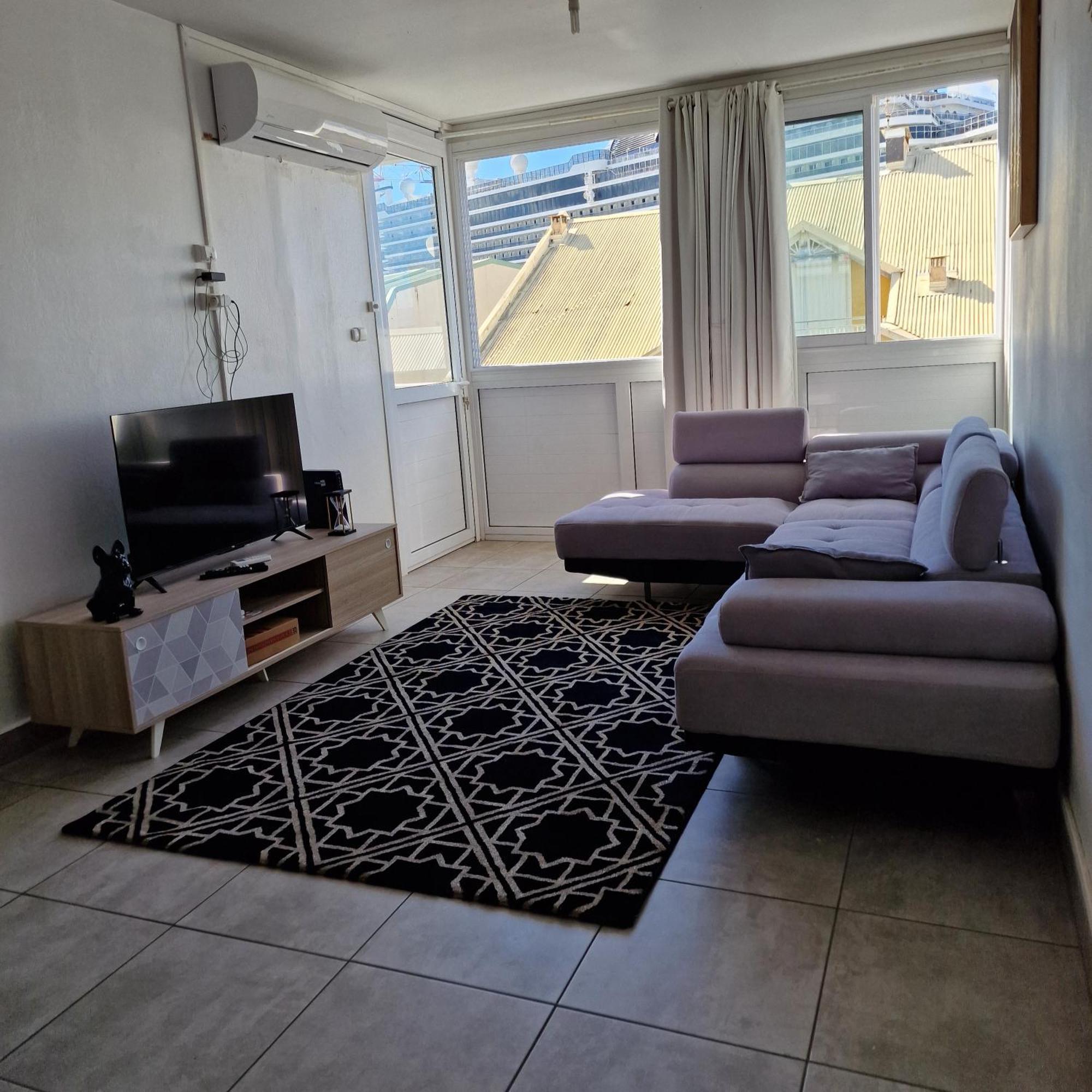 Chez Marvin Apartment ปวงต์-ตา-ปิตร์ ภายนอก รูปภาพ